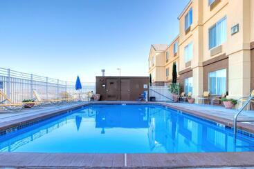 هتل Fairfield Inn By Marriott Las Cruces