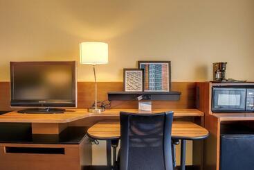 هتل Fairfield Inn By Marriott Las Cruces