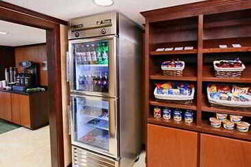 هتل Fairfield By Marriott Inn & Suites Portland Maine Airport
