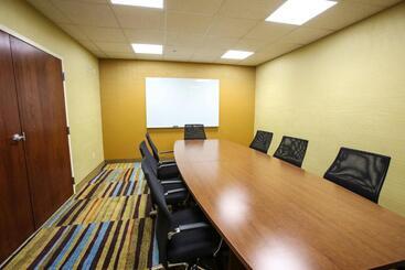 هتل Fairfield Inn By Marriott Provo