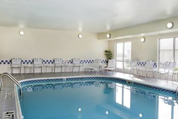 هتل Fairfield Inn & Suites By Marriott Champaign