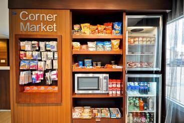 هتل Fairfield Inn & Suites Dallas Medical/market Center