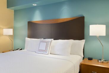 هتل Fairfield Inn & Suites Fort Worth University Drive