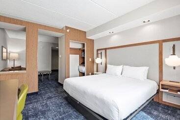 هتل Fairfield Inn & Suites By Marriott Hickory