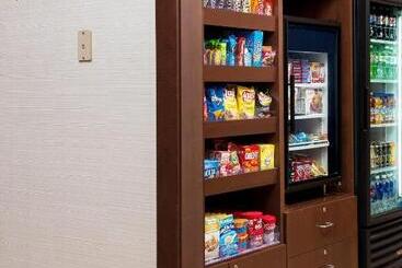 هتل Fairfield Inn & Suites Lincoln