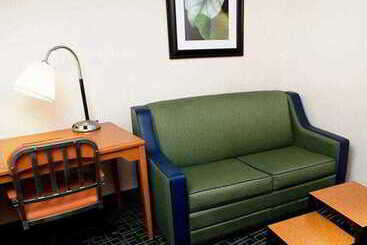 هتل Fairfield Inn & Suites Longview