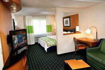 هتل Fairfield Inn & Suites Longview