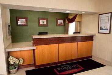 هتل Fairfield Inn & Suites Longview