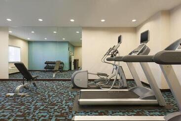 هتل Fairfield Inn & Suites Longview