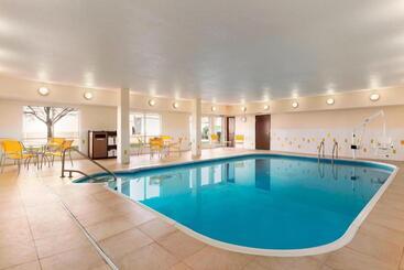 هتل Fairfield Inn & Suites By Marriott Mankato