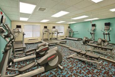 هتل Fairfield Inn & Suites Raleigh Crabtree Valley