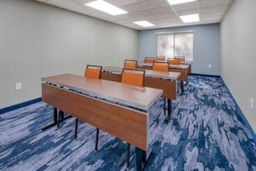 هتل Fairfield Inn & Suites Raleigh Crabtree Valley