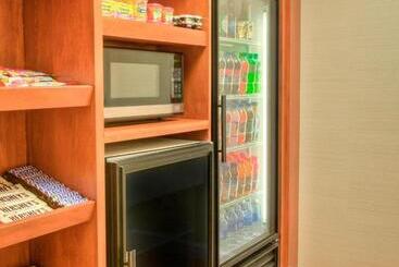 هتل Fairfield Inn & Suites Raleigh Crabtree Valley