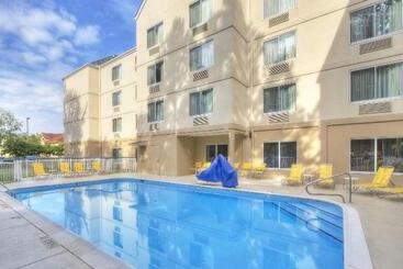 هتل Fairfield Inn & Suites Raleigh Crabtree Valley