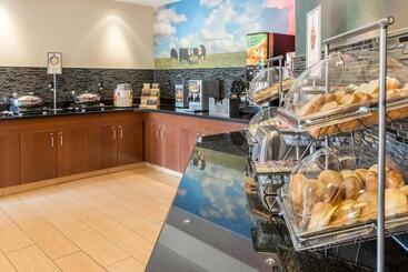 هتل Fairfield Inn & Suites Sioux Falls