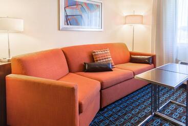 هتل Fairfield Inn & Suites Sioux Falls