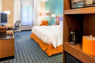 هتل Fairfield Inn & Suites Sioux Falls