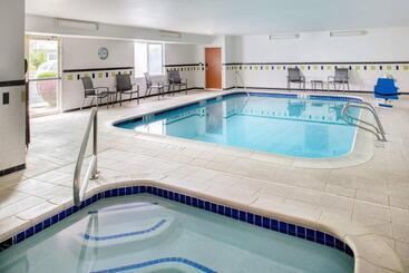 هتل Fairfield Inn Spokane Downtown