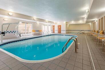 ホテル Fairfield Inn & Suites Stevens Point