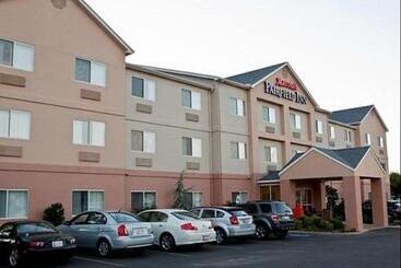 هتل Fairfield Inn & Suites Stillwater