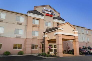 호텔 Fairfield Inn & Suites By Marriott Toledo Maumee