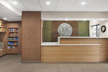 هتل Fairfield Inn By Marriott Warren Niles