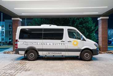 هتل La Quinta By Wyndham Knoxville Airport