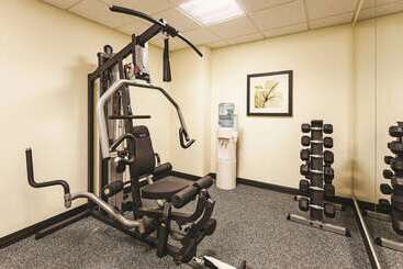 هتل La Quinta By Wyndham Knoxville Airport