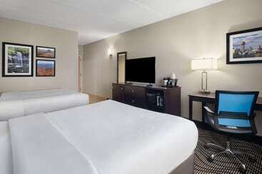 هتل La Quinta By Wyndham Knoxville Airport