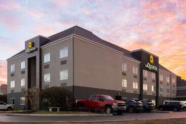هتل La Quinta By Wyndham Knoxville Airport
