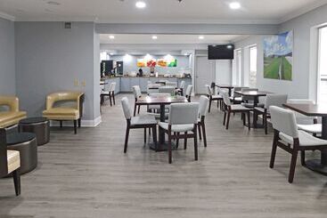 هتل Quality Inn Colchester  Burlington