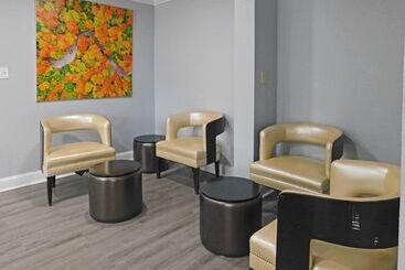 هتل Quality Inn Colchester  Burlington