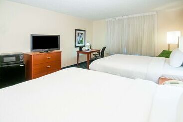 هتل Quality Inn & Suites