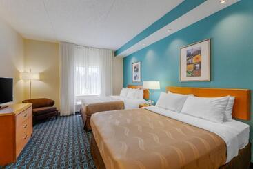 هتل Quality Inn & Suites Sandusky