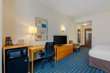 هتل Quality Inn & Suites Sandusky