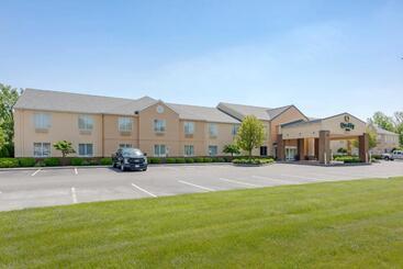 هتل Quality Inn & Suites Sandusky