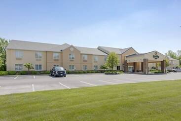 هتل Quality Inn & Suites Sandusky