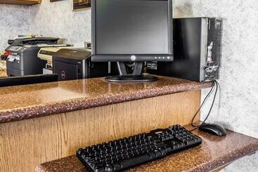 هتل Rodeway Inn Elko Downtown Area