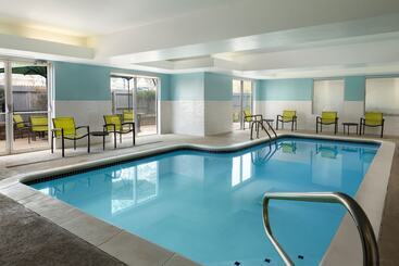 هتل Springhill Suites Kansas City Overland Park