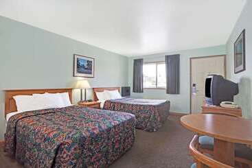 Travelodge By Wyndham Seattle North Of Downtown - Seattle