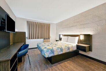 Motel 6cedar Rapids, Ia  Airport