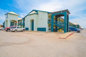 OYO Hotel Midland