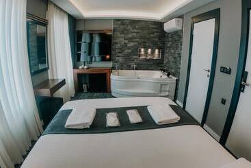 Cesme Marin Butik Otel