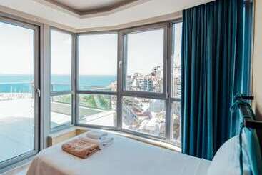 Fortunella Suites & Villas