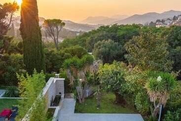 Hedera Estate - Villa Hedera