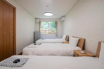 هتل Fujiyama Inn Conifer