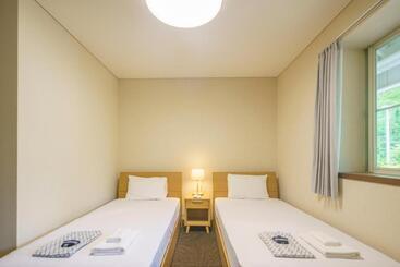 هتل Fujiyama Inn Conifer