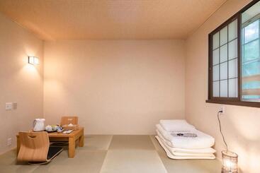 هتل Fujiyama Inn Conifer