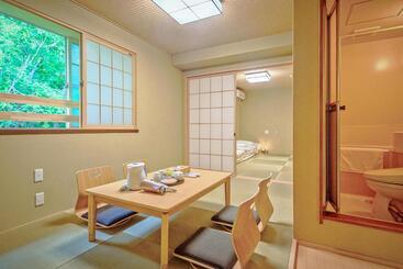 هتل Fujiyama Inn Conifer