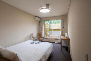 هتل Fujiyama Inn Conifer